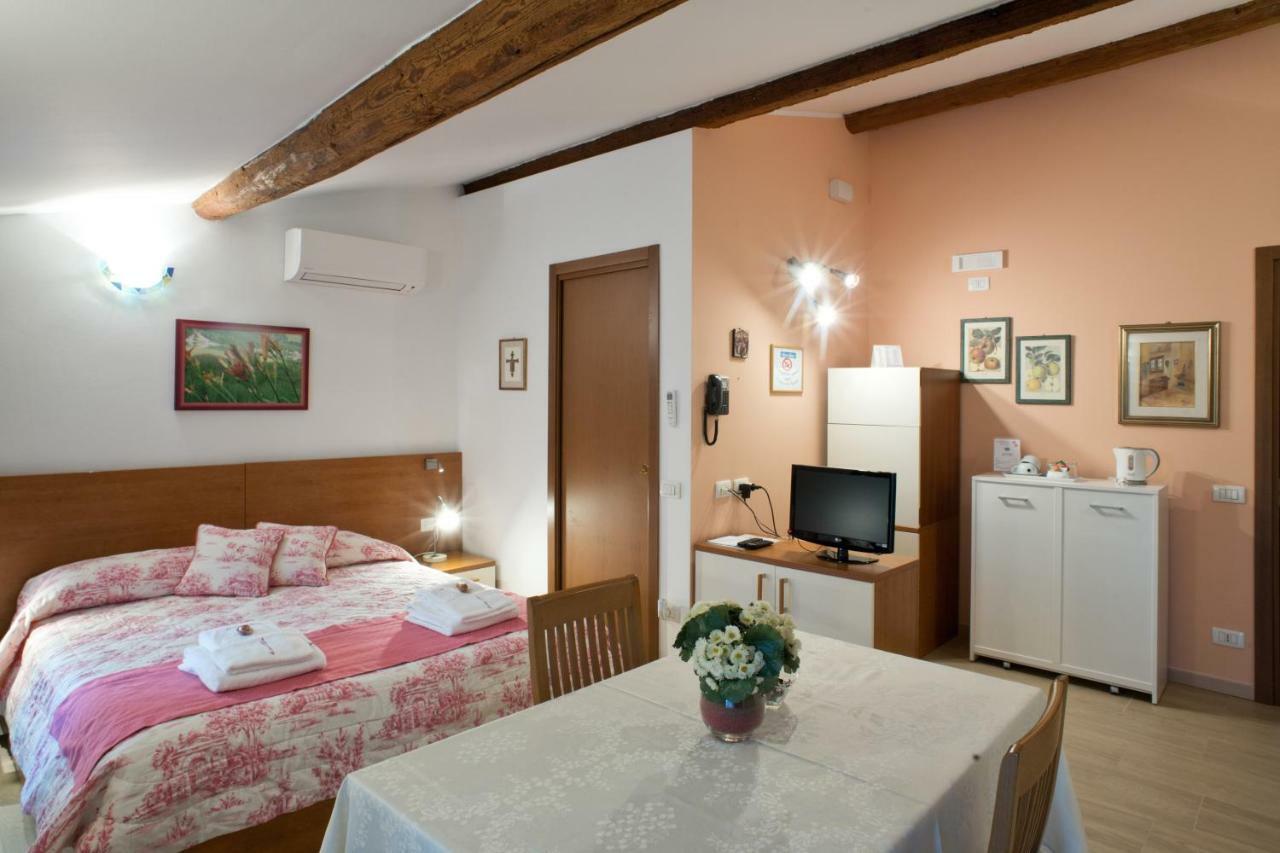Couette-café La Casa Di Rosa